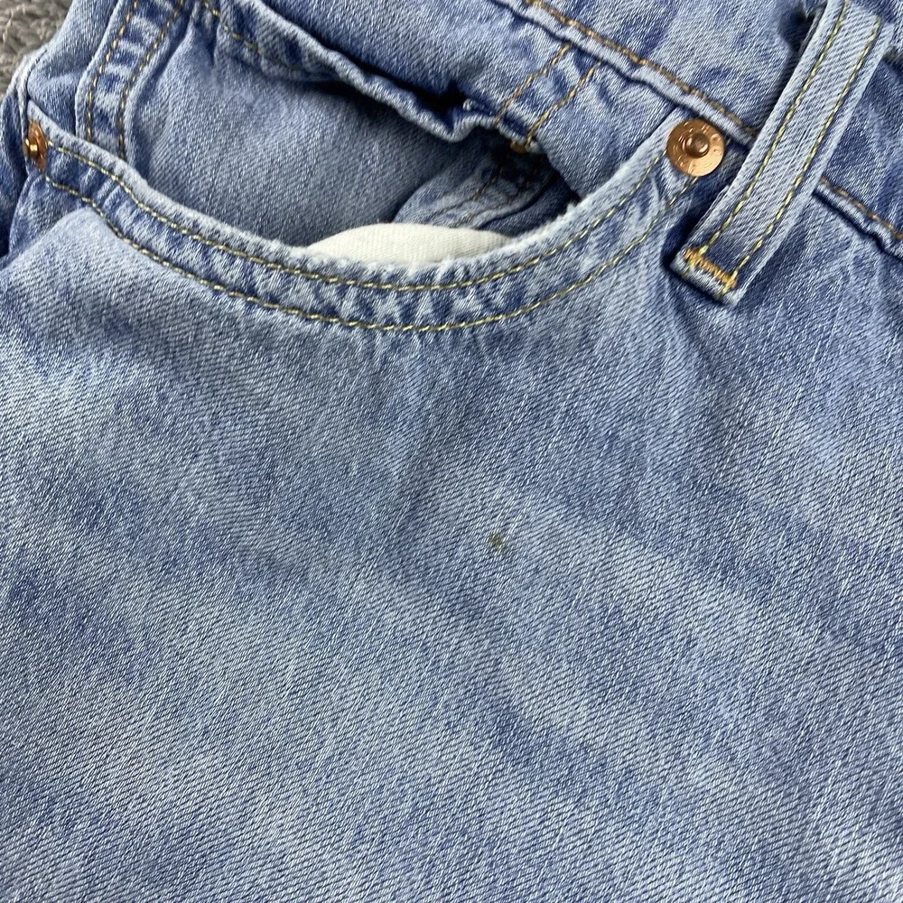Levis Premium Performance 511 Slim Fit Jeans Mens 33x34 Blue Light Wash Low Rise